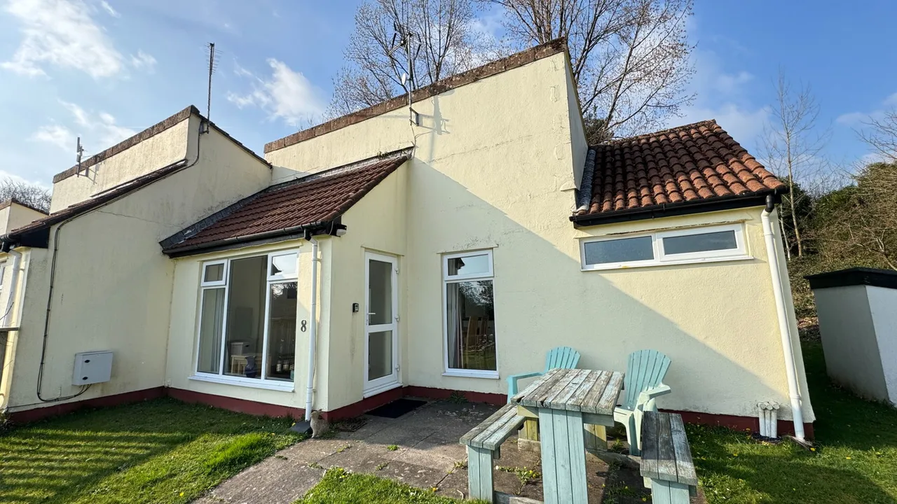 3 bed house for sale, Manorcombe Bungalows, Honicombe Park, PL17