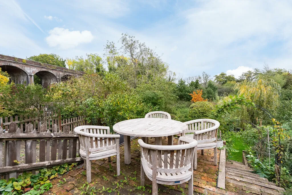 Riverside, Pixham, RH4, photo 4