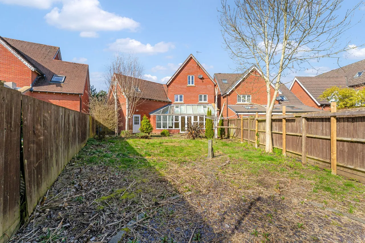 St. Aidans Drive, Widnes, Widnes, WA8 5AG, photo 30