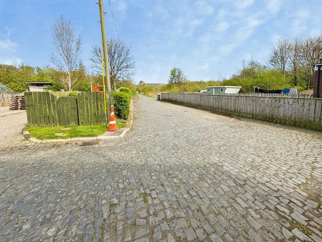 Newcastle Upon Tyne NE27 0RT, NE27, photo 17