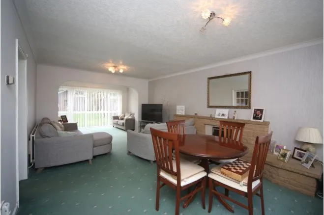 Copt Heath Drive, Knowle, photo 7
