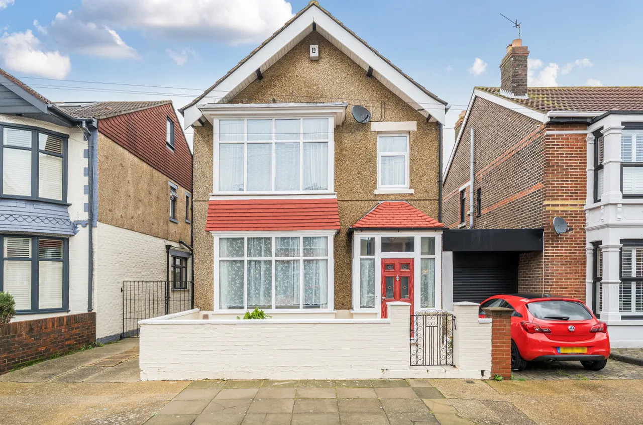 4 bed house for sale, Thurbern Road, Portsmouth, PO2