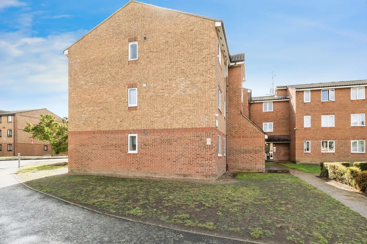 Honey Close, Dagenham, RM10, photo 2