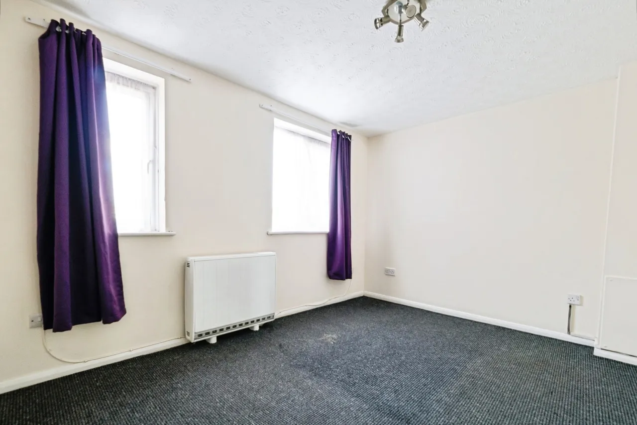 Honey Close, Dagenham, RM10, photo 5