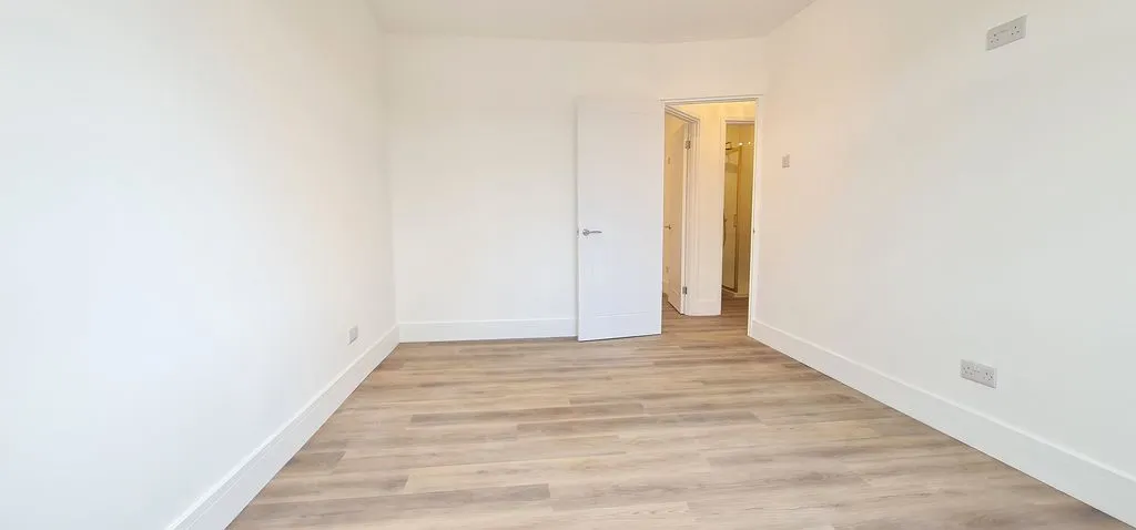 Weir Gardens, Rayleigh, Essex, SS6 7SY, photo 11