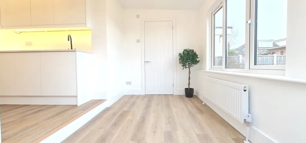 Weir Gardens, Rayleigh, Essex, SS6 7SY, photo 6