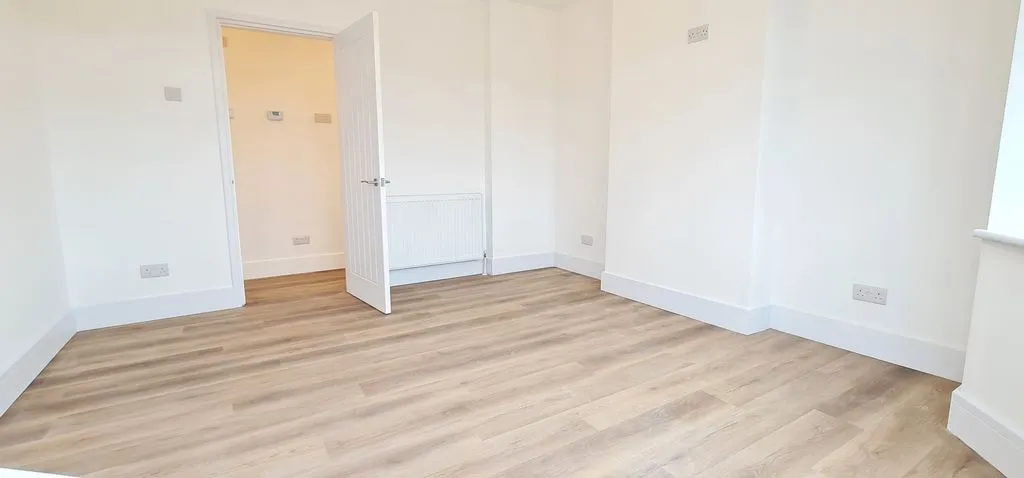 Weir Gardens, Rayleigh, Essex, SS6 7SY, photo 7