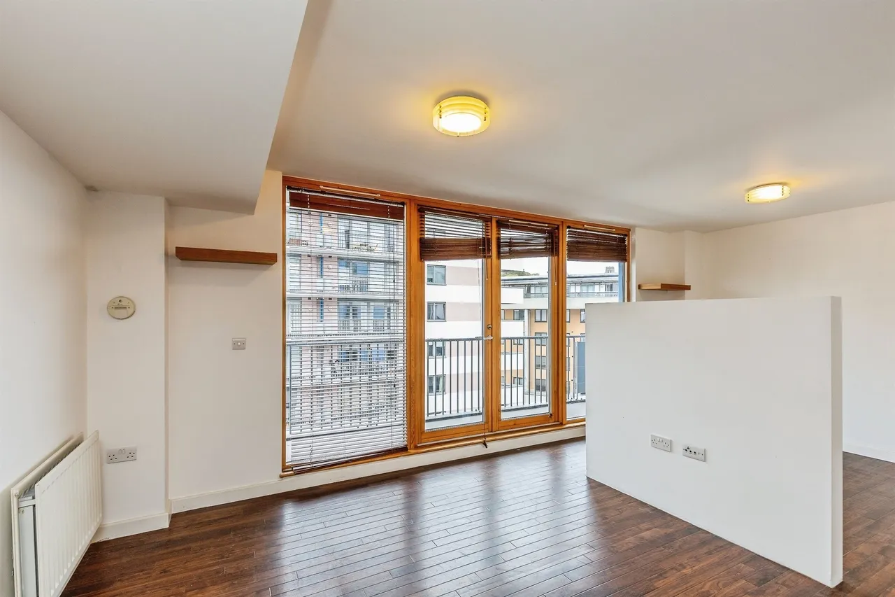 Cathedral Walk, Bristol, BS1, photo 10
