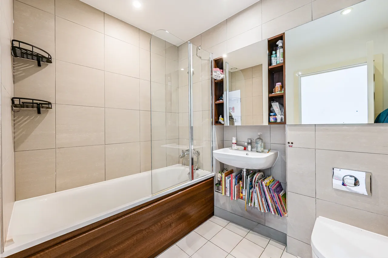 144 Compton House, 7 Victory Parade, Plumstead Road, London, photo 10