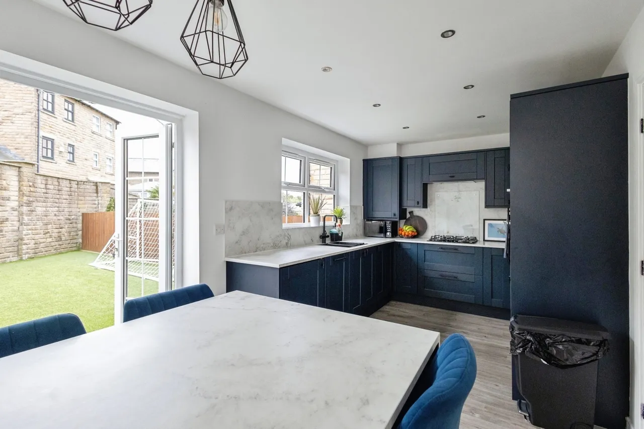 Calico Crescent, Stalybridge, SK15, photo 5