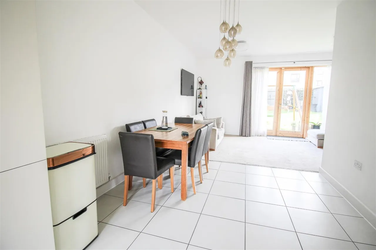 Barnsley Wood Rise, Newhall, CM17, photo 5