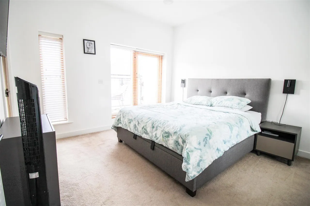 Barnsley Wood Rise, Newhall, CM17, photo 9