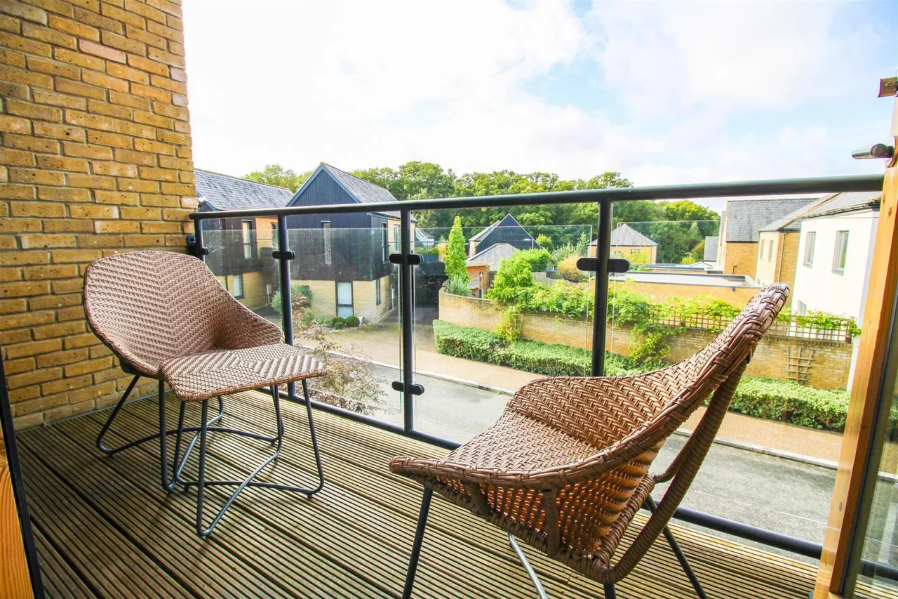Barnsley Wood Rise, Newhall, CM17, photo 4