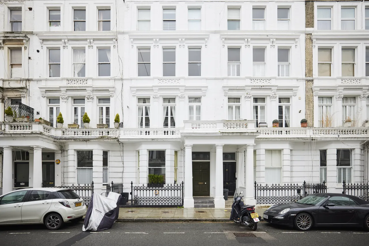 2 bed flat for sale — Charleville Road, London, W14