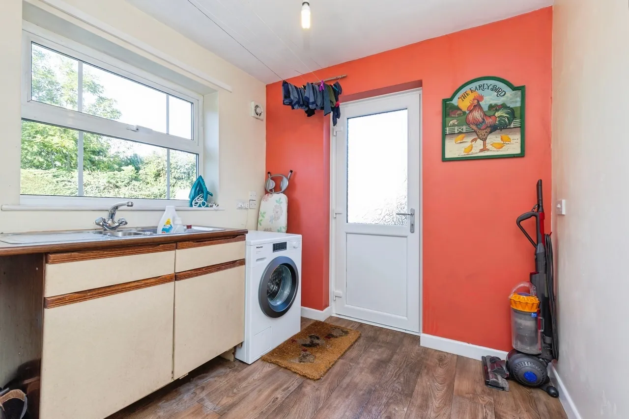Sycamore Lane, Leeming, Northallerton, North Yorkshire, DL7, photo 10