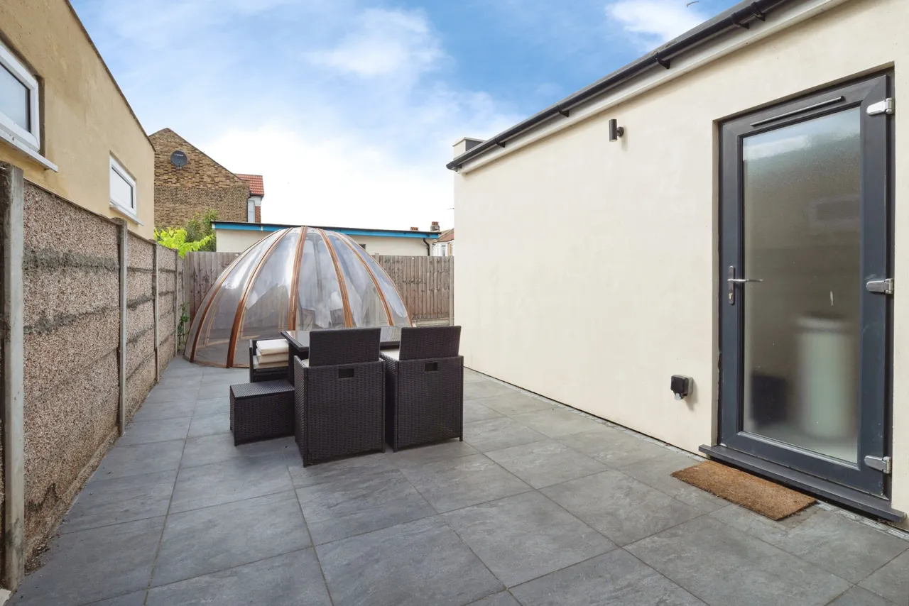 Wellesley Road, Ilford, IG1, photo 18