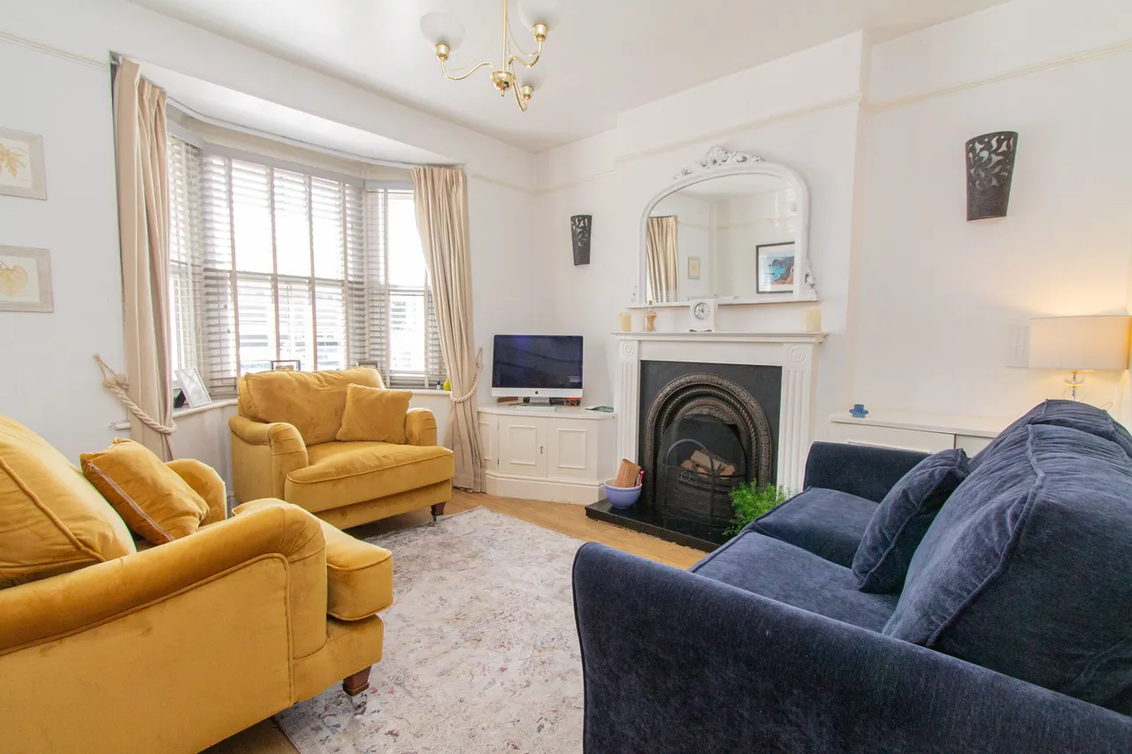 Clarence Road, Fleet, GU51 3XP, photo 5