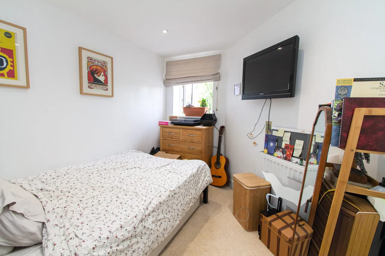 Clarence Road, Fleet, GU51 3XP, photo 12