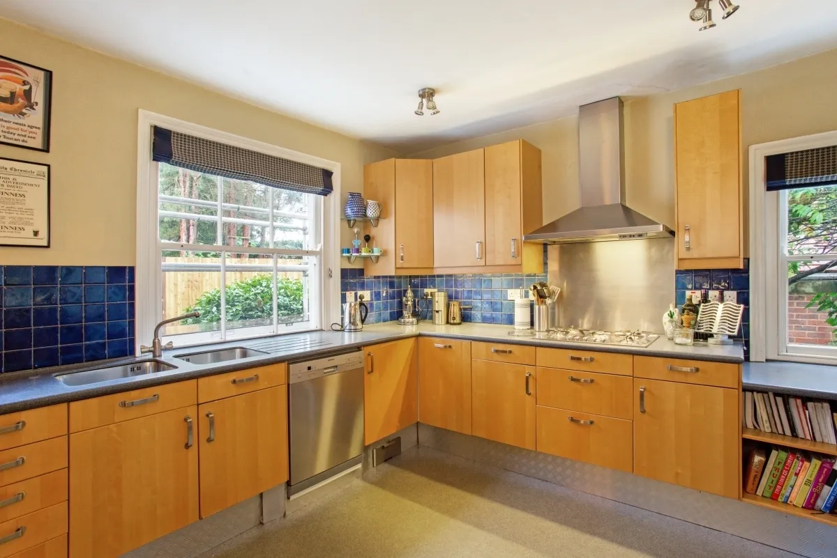 Tilford Road Hindhead GU26, photo 6