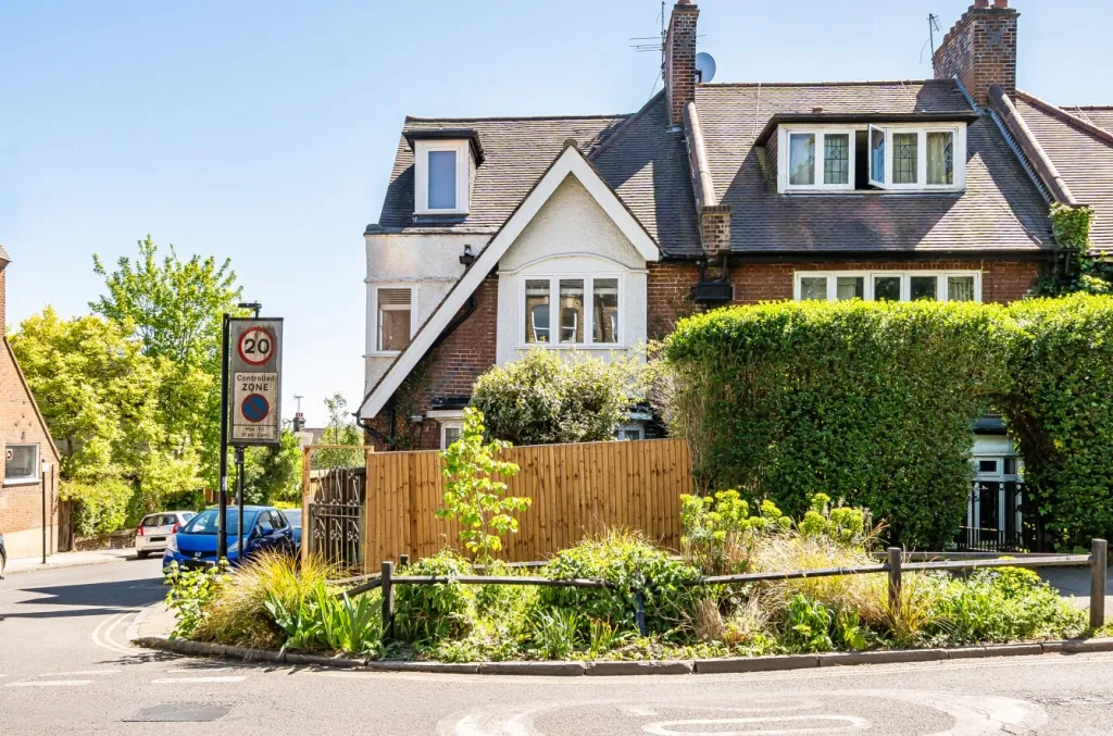 Hornsey Lane, Highgate, N6, photo 13