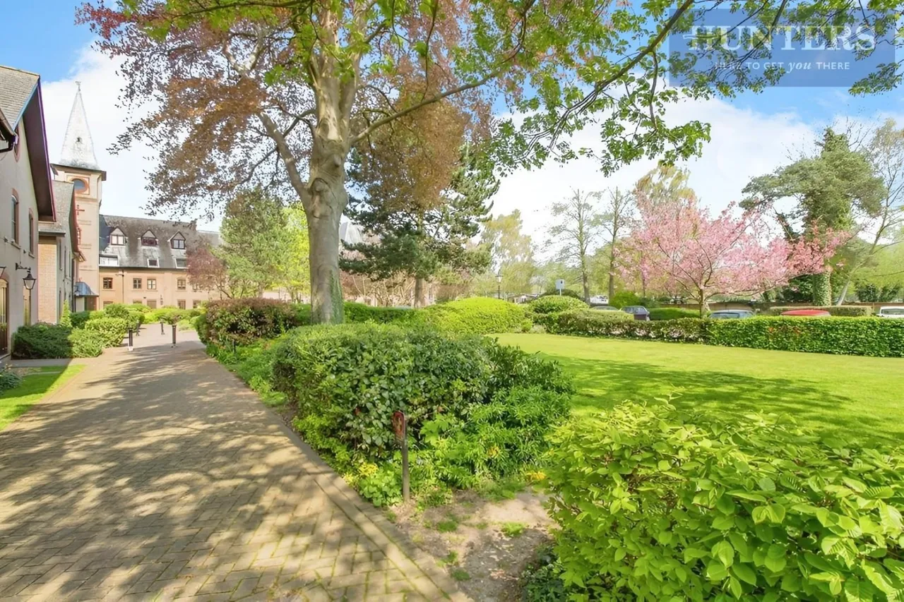 River Meads, St Margarets, SG12, photo 14