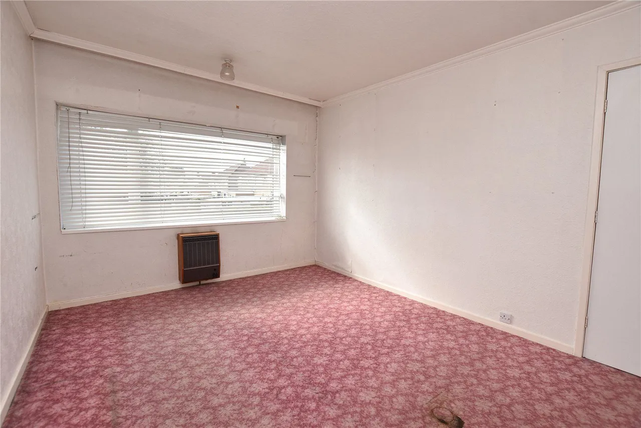 Templegate Drive, Leeds, LS15, photo 9
