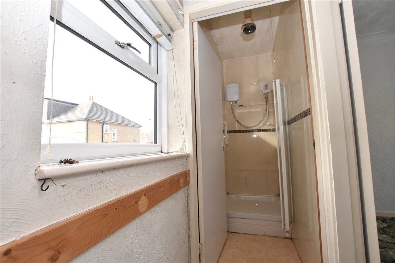 Templegate Drive, Leeds, LS15, photo 19