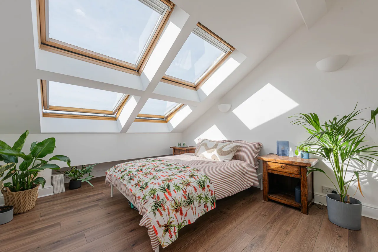 52 Chartwell Court, 151 Brook Road, London, photo 2