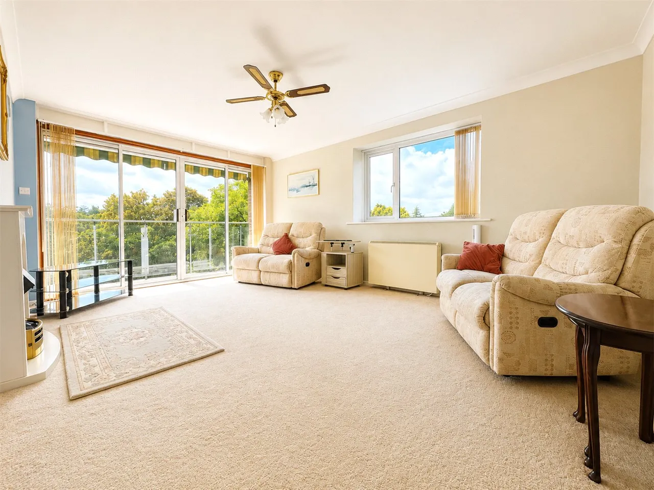 3 bed flat for sale — West Cliff Road, Bournemouth, Dorset, BH4