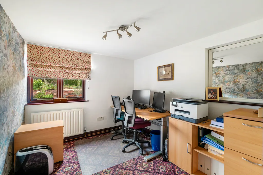 Upton Road, Kexby, DN21, photo 19
