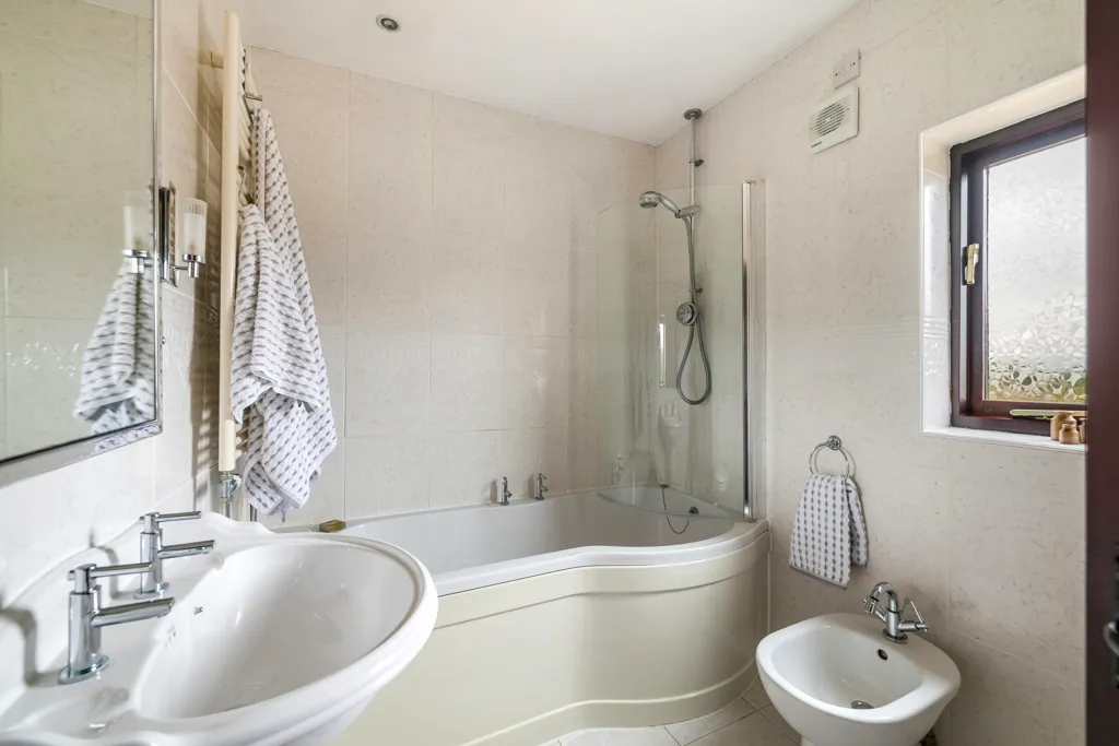 Upton Road, Kexby, DN21, photo 14