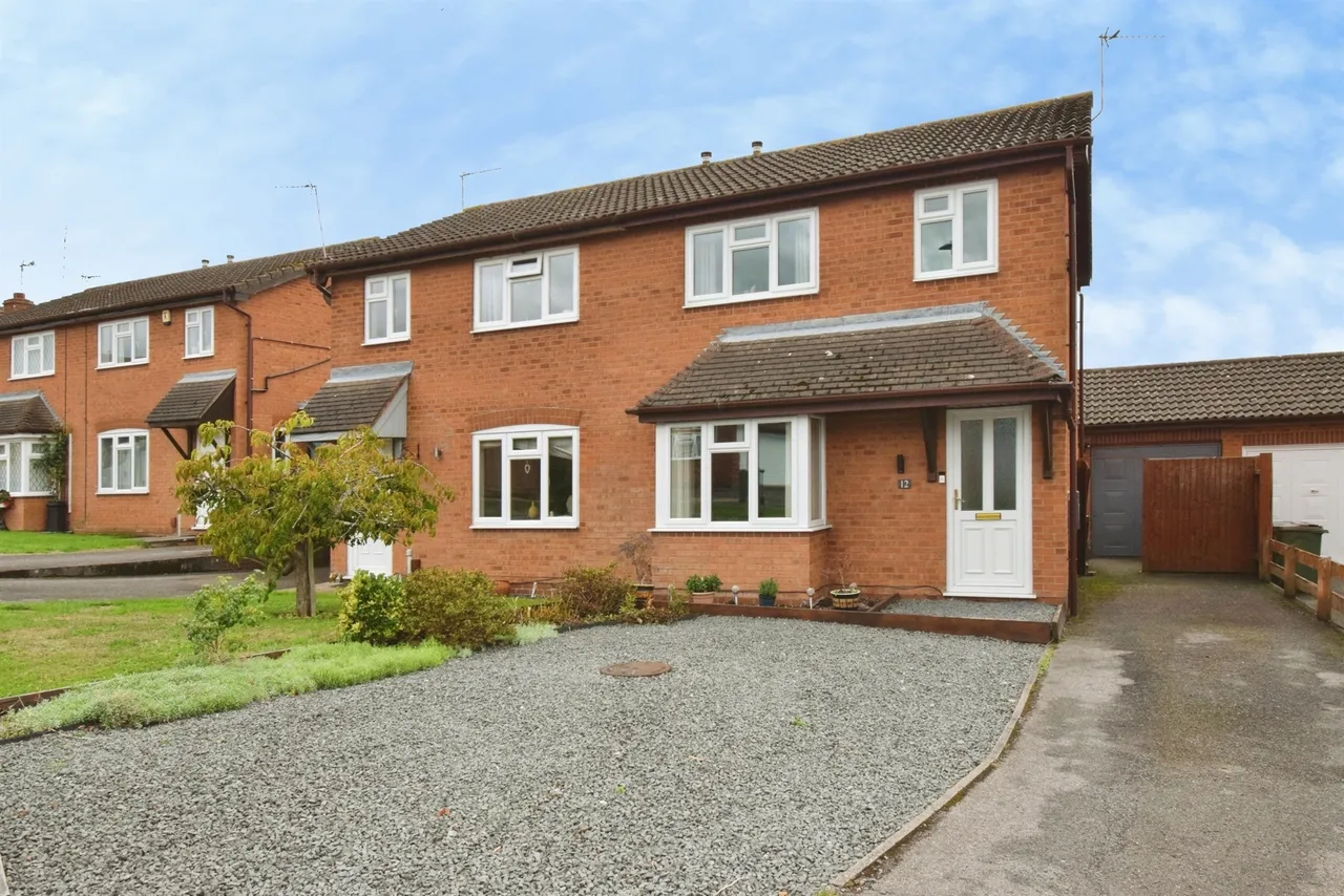 Well Spring Hill, Wigston, LE18, photo 2