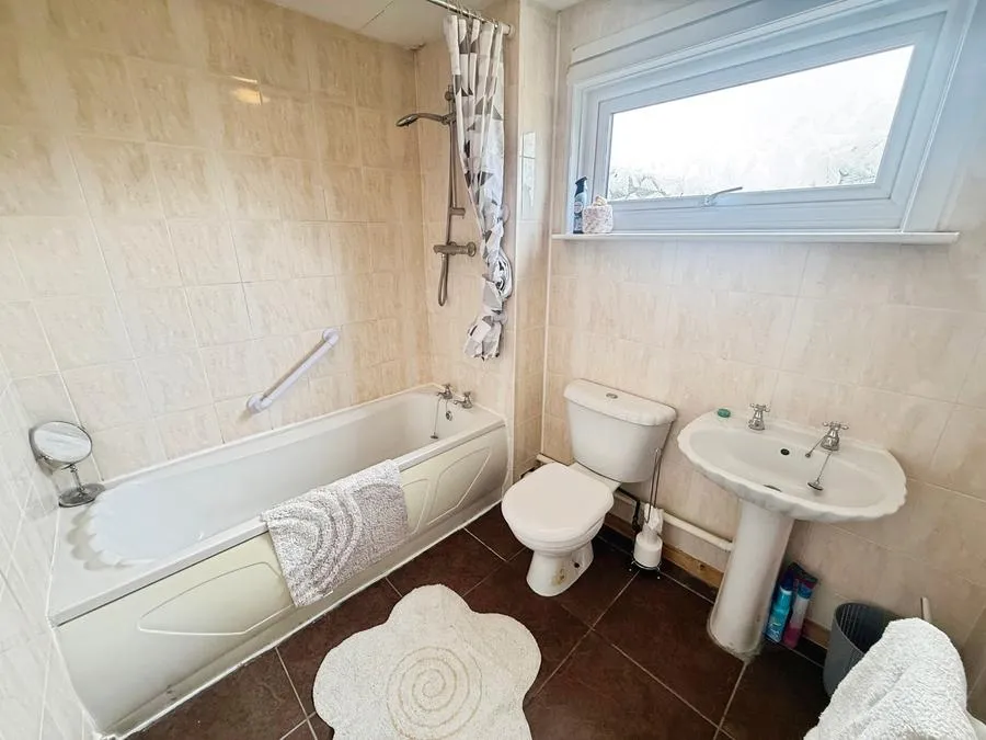 Blenheim Drive, Bicester, OX26, photo 13