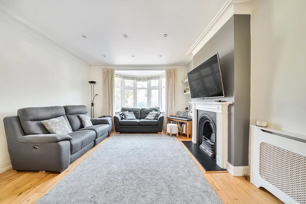 Wood End Avenue, Harrow, HA2, photo 16