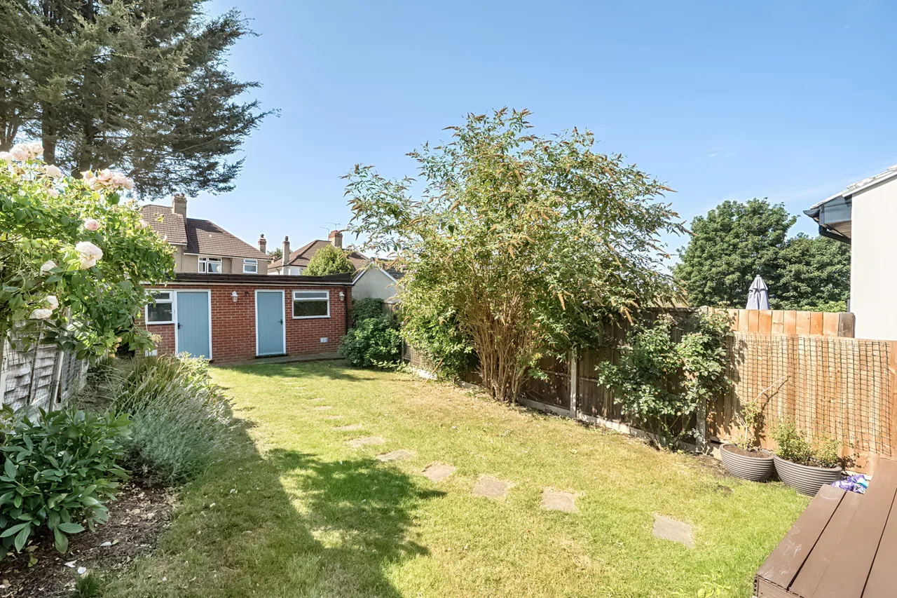 Wood End Avenue, Harrow, HA2, photo 10