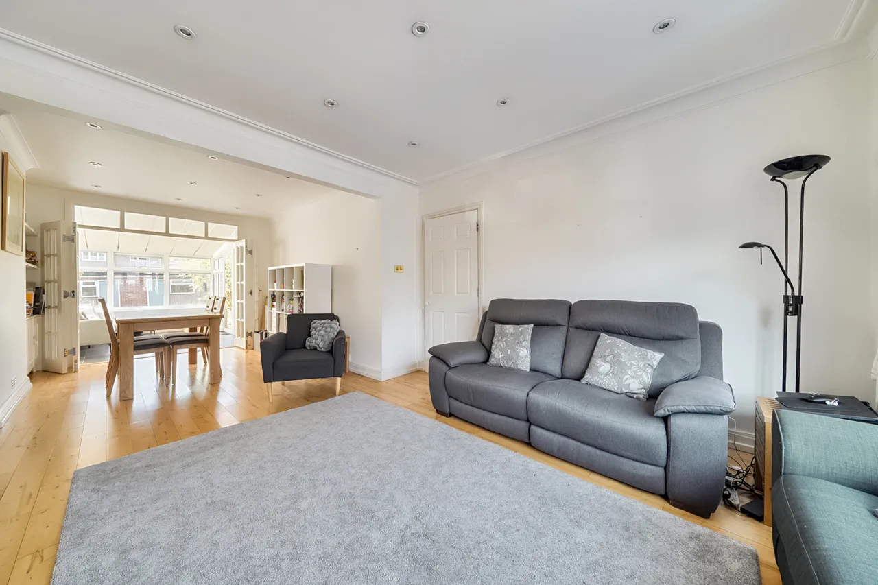 Wood End Avenue, Harrow, HA2, photo 15