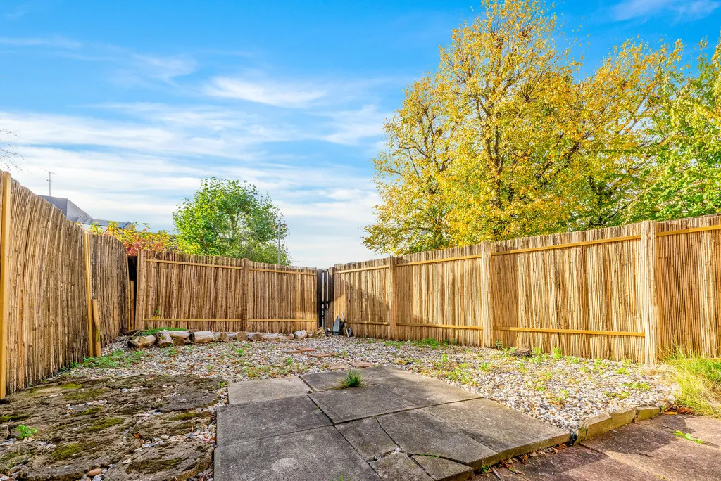 Ericcson Close, London, SW18, photo 6