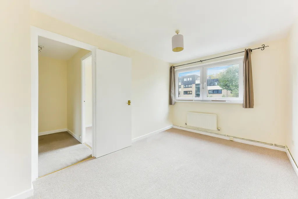 Ericcson Close, London, SW18, photo 4
