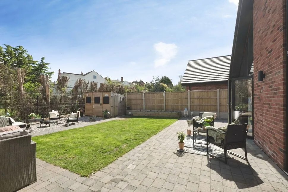 Off the Avenue, Sutton-in-Ashfield, Nottinghamshire, NG17, photo 10
