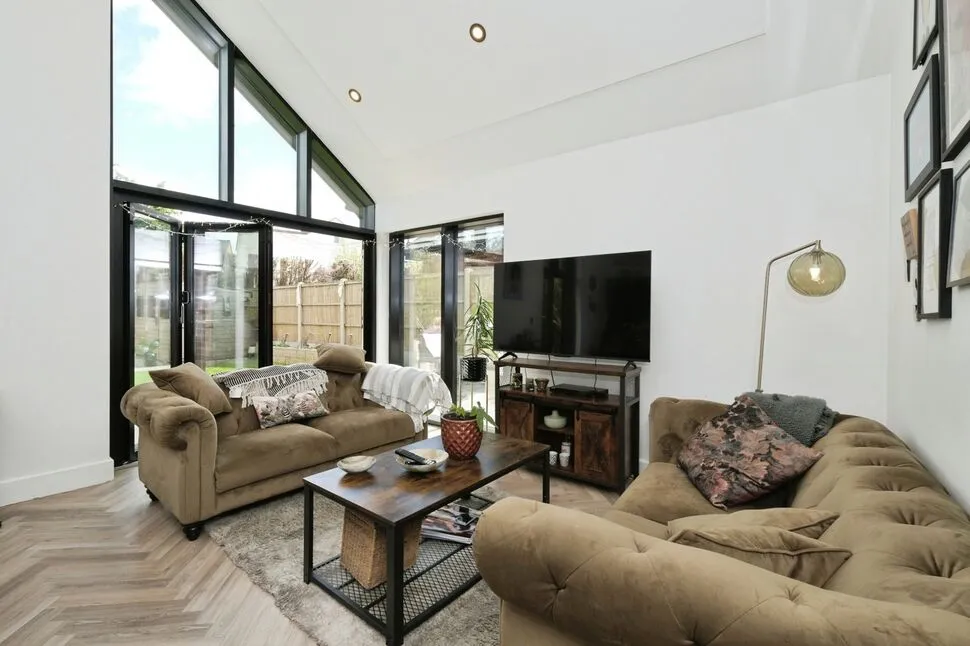 Off the Avenue, Sutton-in-Ashfield, Nottinghamshire, NG17, photo 5