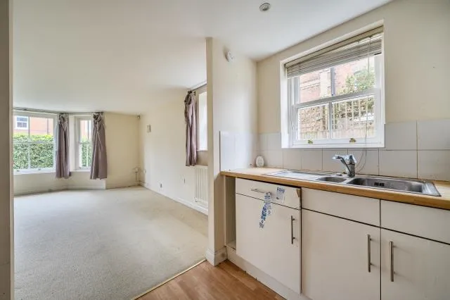 Brownlow Lodge, Reading, RG1, photo 8
