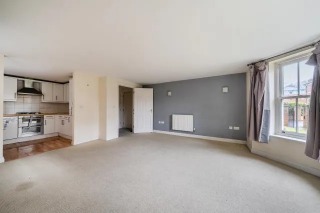Brownlow Lodge, Reading, RG1, photo 2
