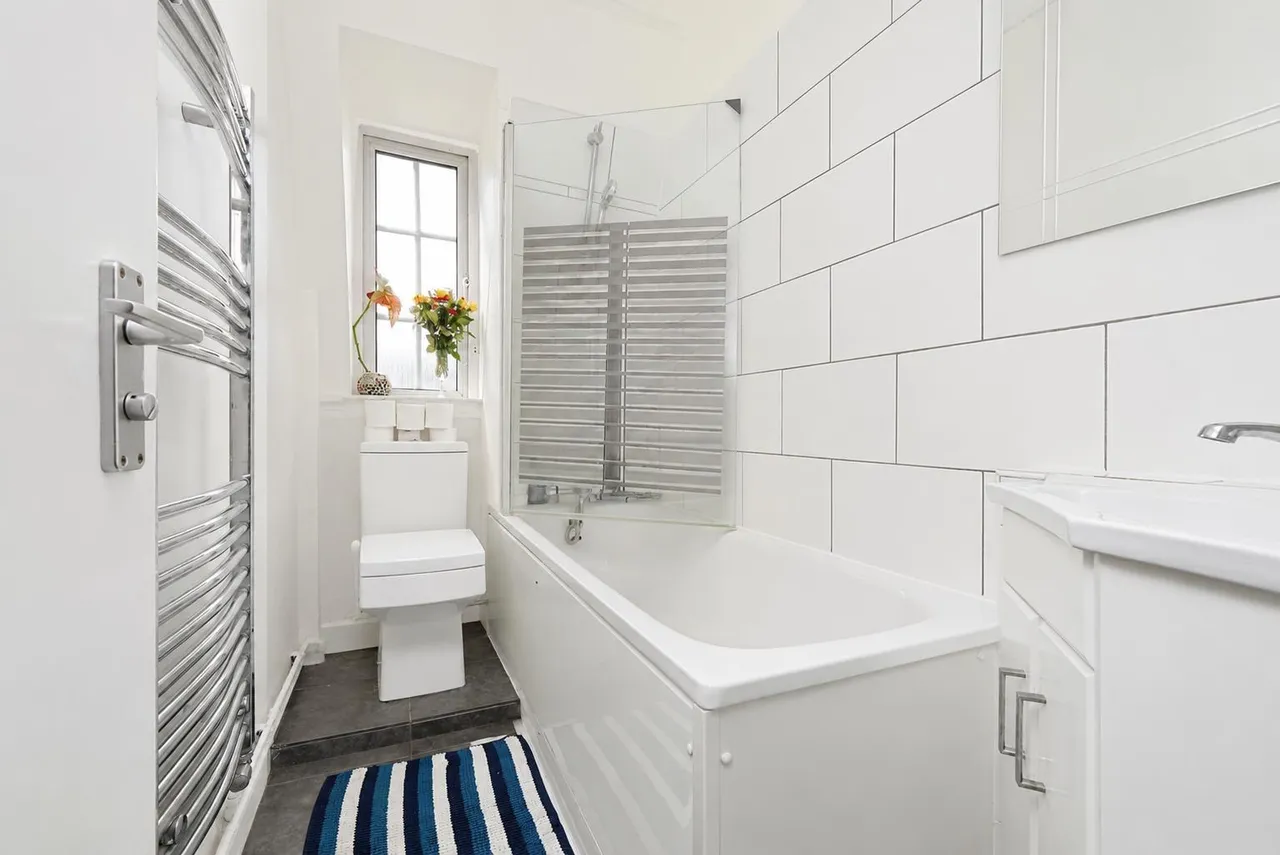 Wingrove Road, London, SE6, photo 8