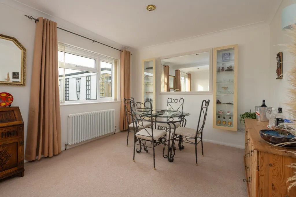 Chanctonbury Chase, Seasalter, photo 10