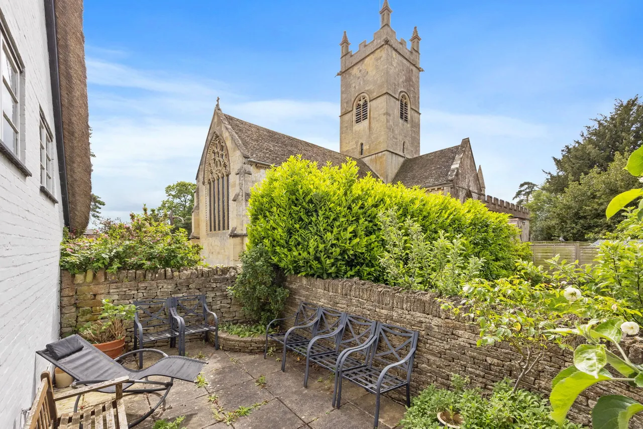 School Road, Bishops Cleeve, GL52, photo 26
