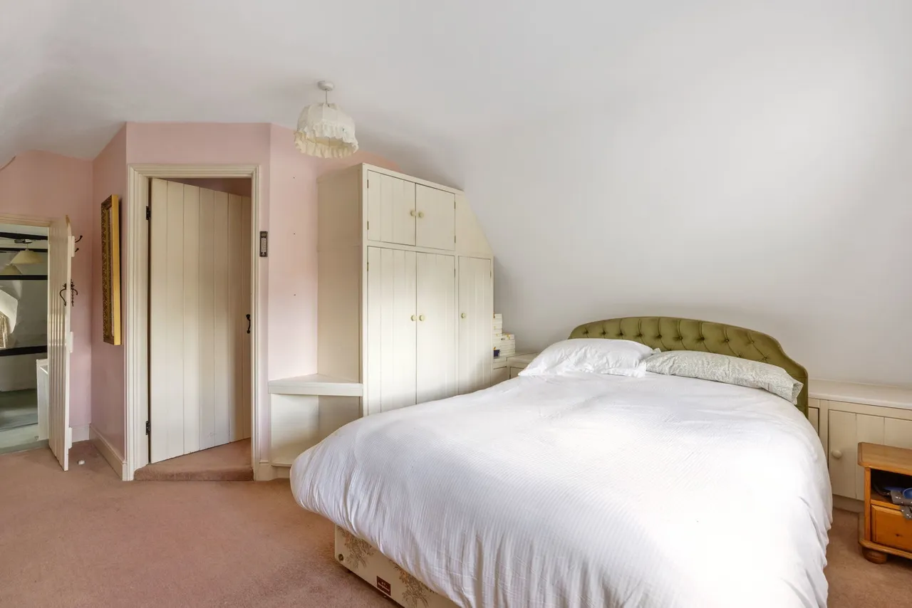 School Road, Bishops Cleeve, GL52, photo 17