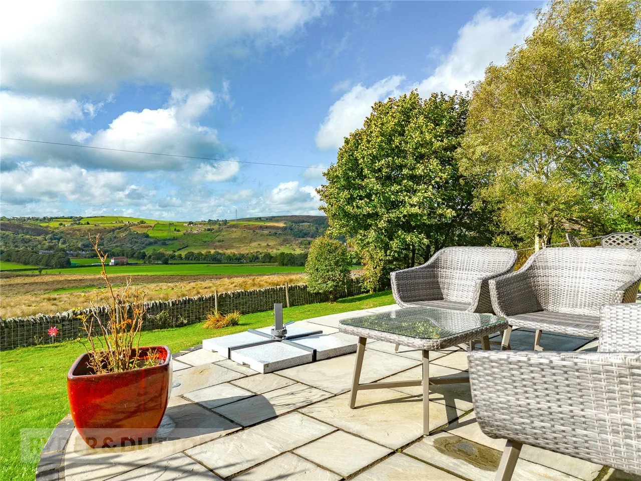 Heights Lane, Delph, OL3, photo 23