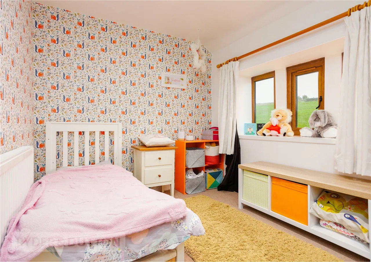 Heights Lane, Delph, OL3, photo 21