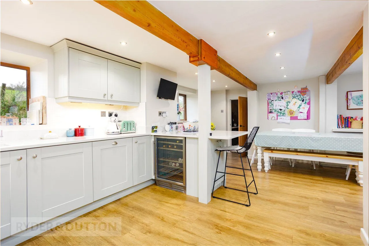 Heights Lane, Delph, OL3, photo 10