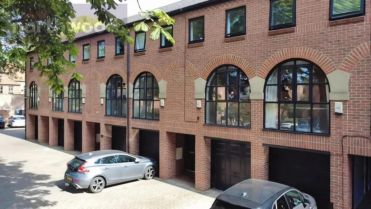 County House Mews, Monkgate Cloisters, YO31, photo 13